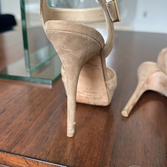 Classic Jimmy Choo nude heels size 40 - Picture 4 of 6